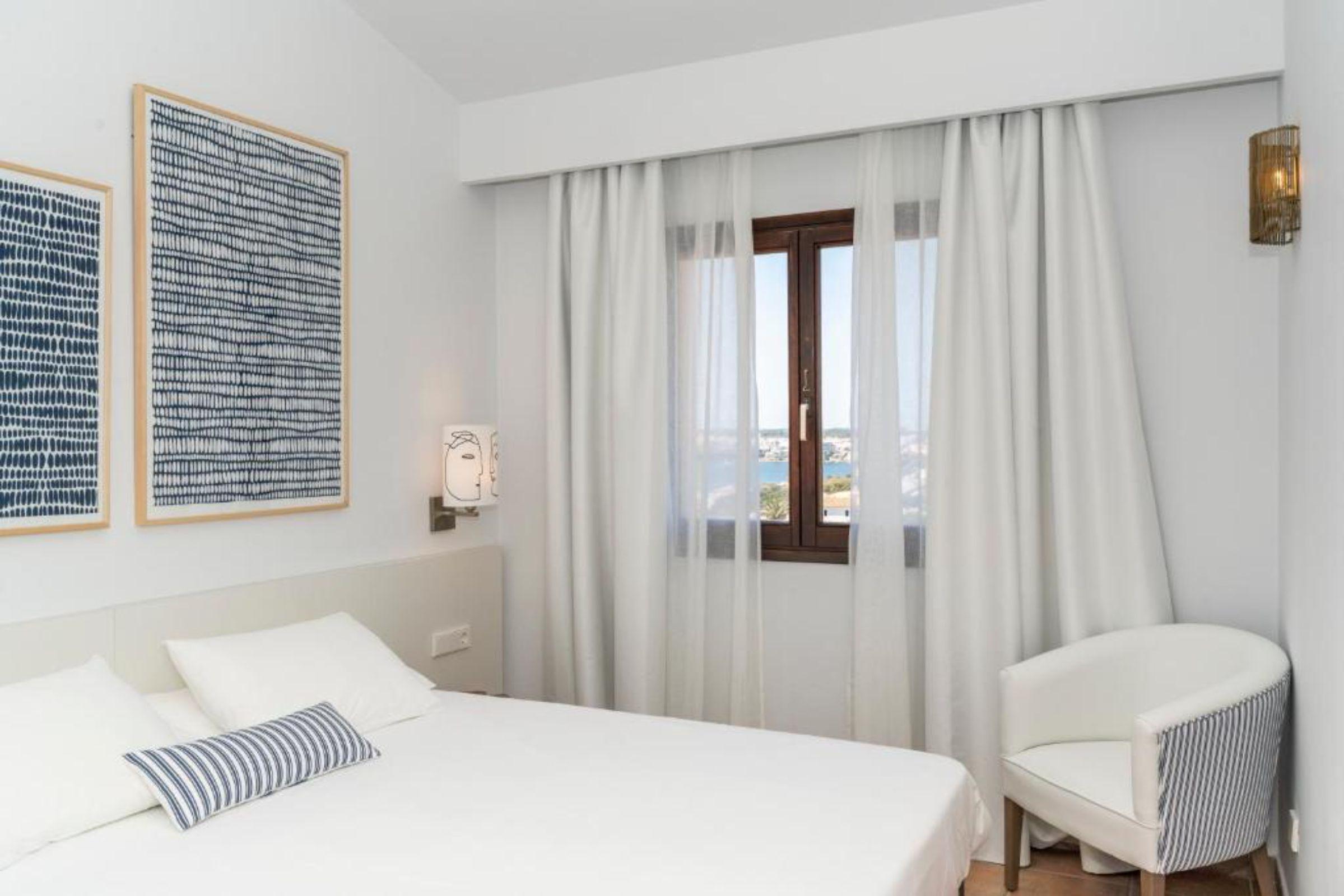 Calallonga Hotel Menorca マオー エクステリア 写真