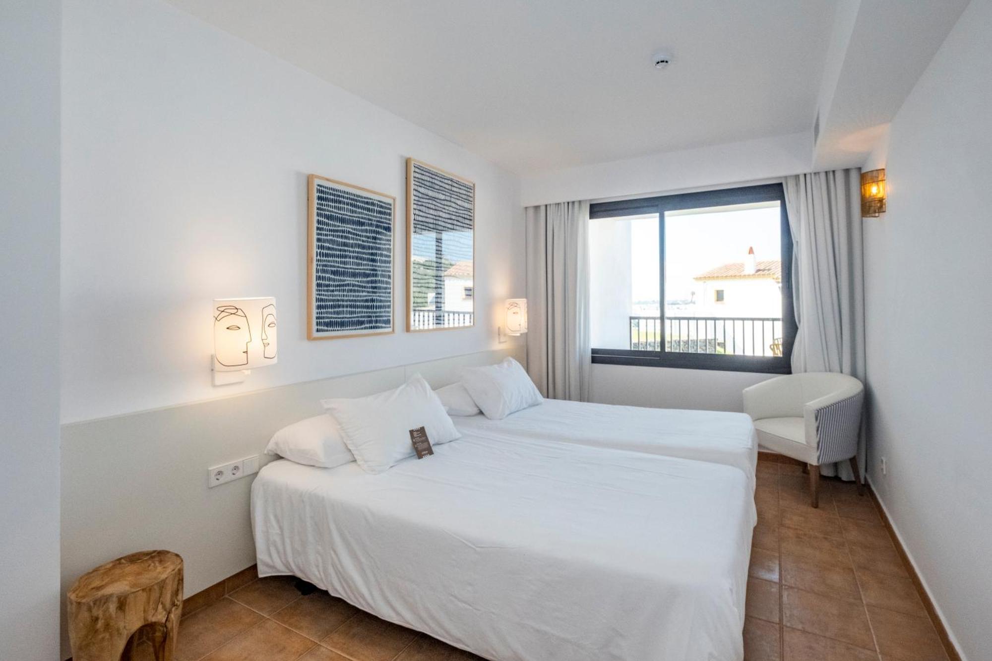 Calallonga Hotel Menorca マオー エクステリア 写真