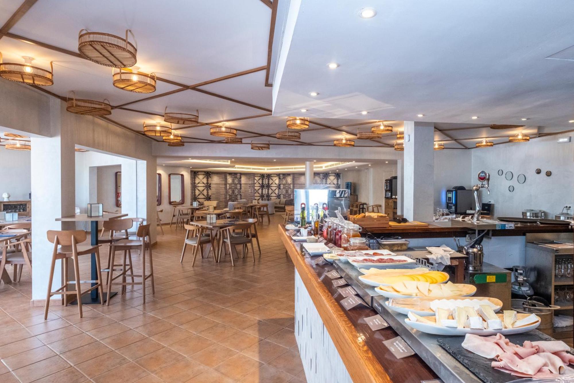 Calallonga Hotel Menorca マオー エクステリア 写真
