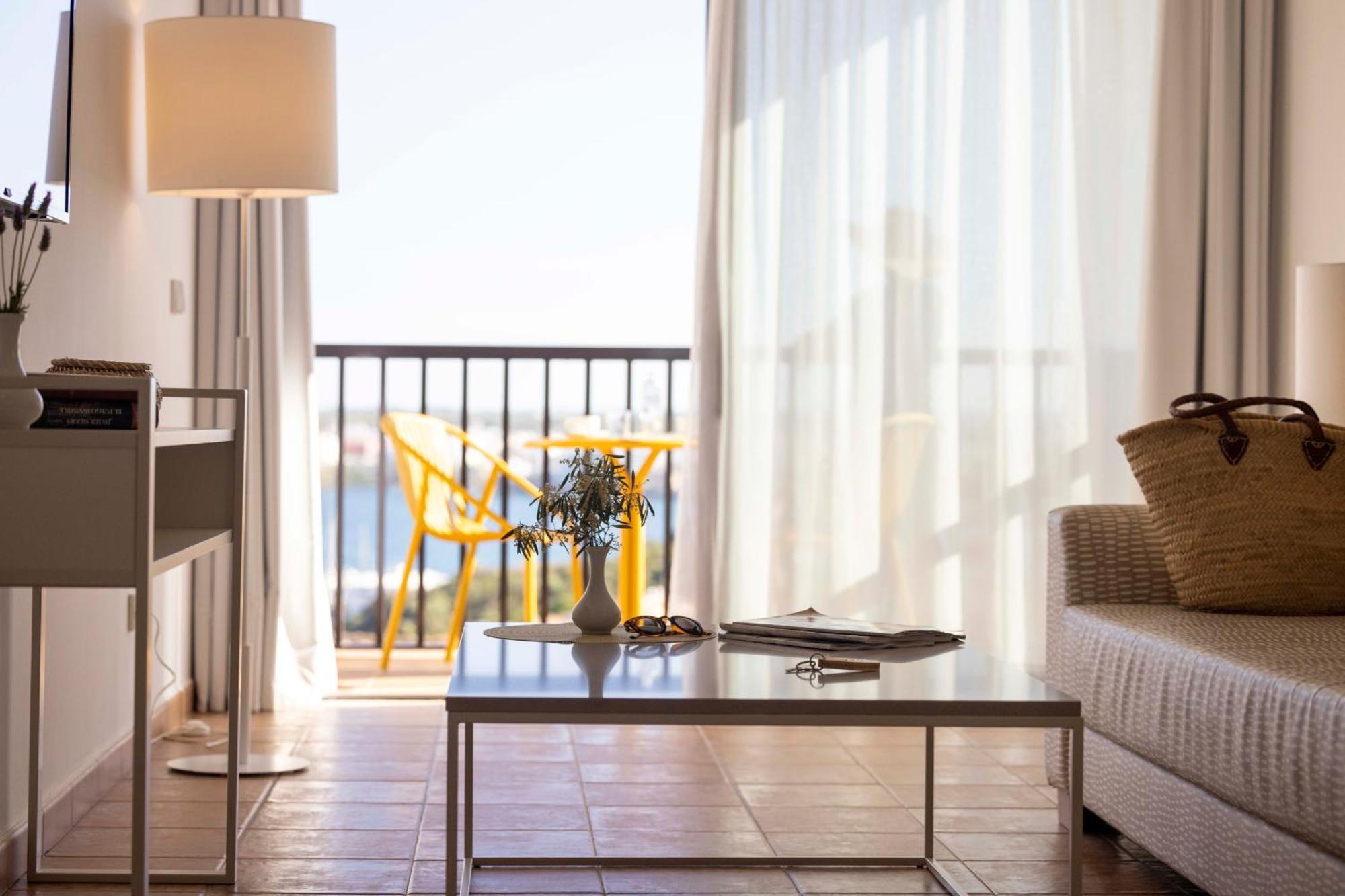 Calallonga Hotel Menorca マオー エクステリア 写真